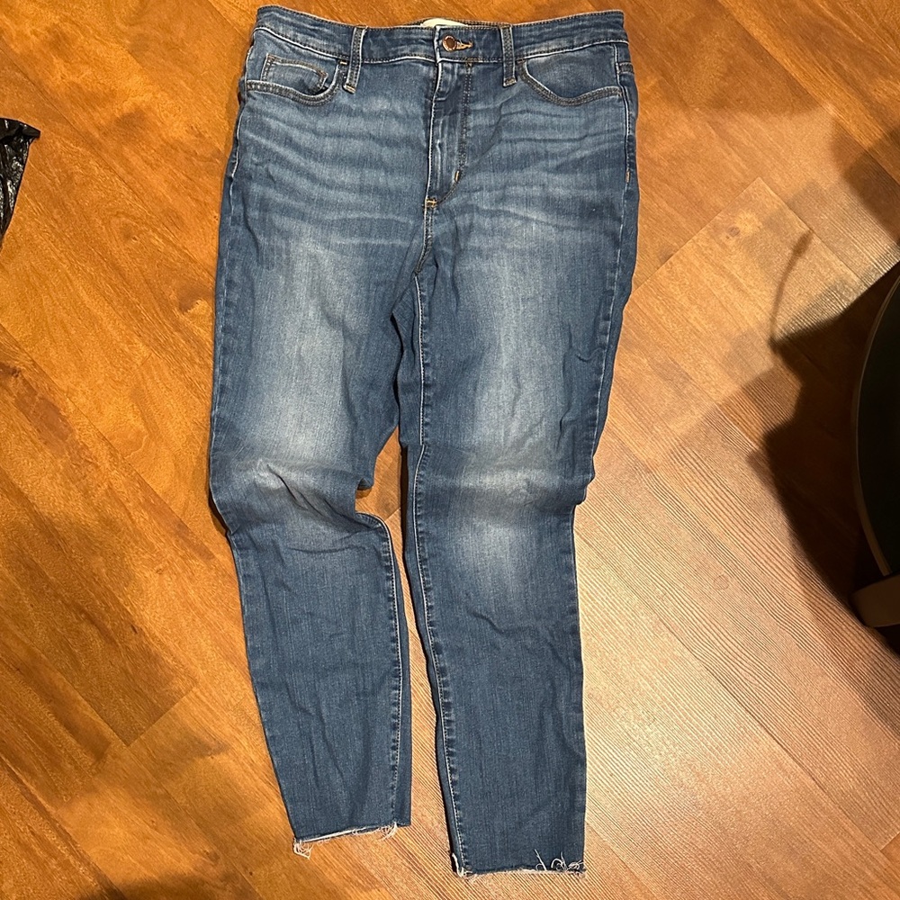 Universal Thread Dark Blue Skinny Jeans